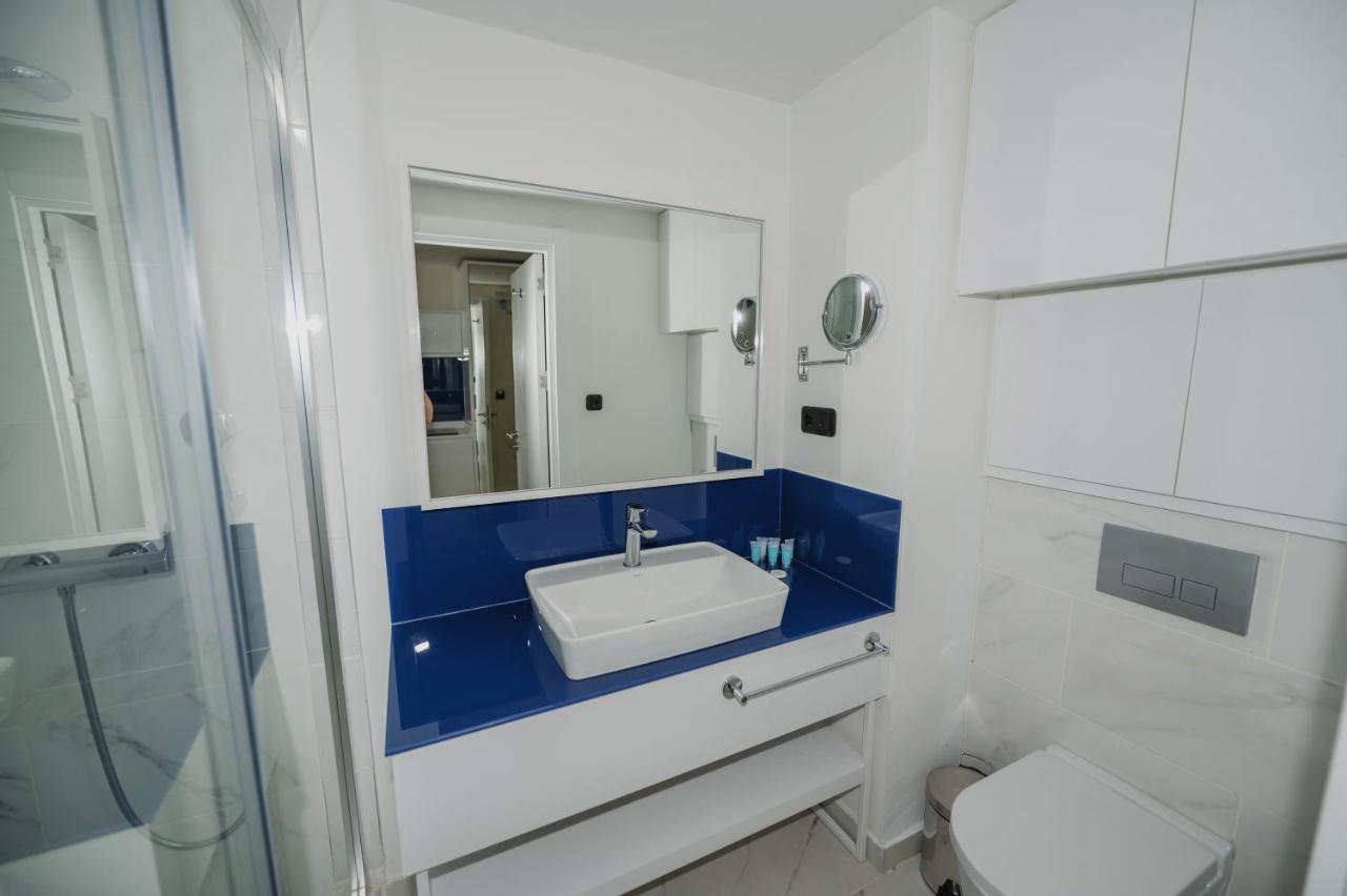Blue Orbi City Hotel Batumi Zewnętrze zdjęcie
